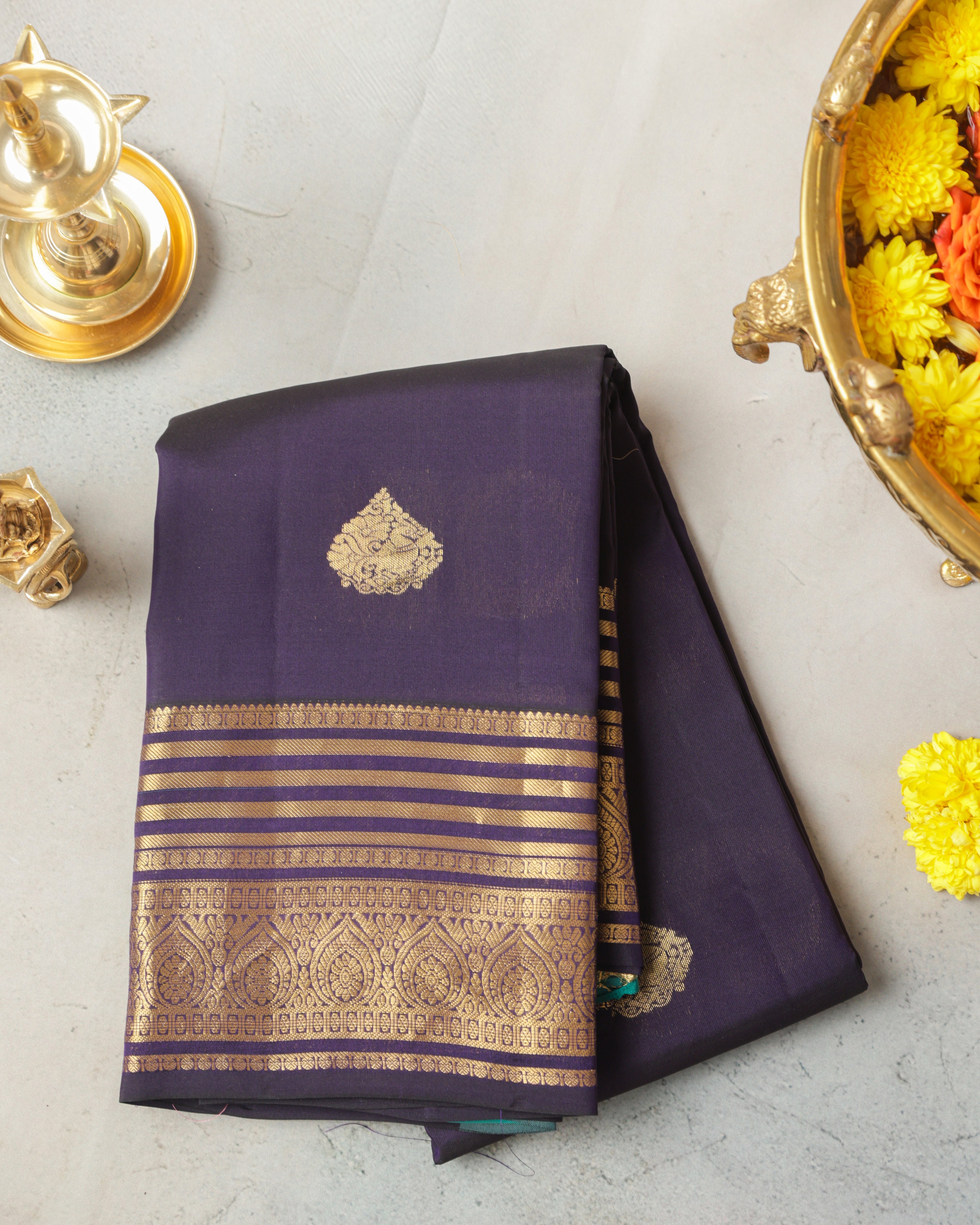 Kanchipuram Half Mix Silk Saree – Navy Blue with Contrast Pallu & Golden Zari