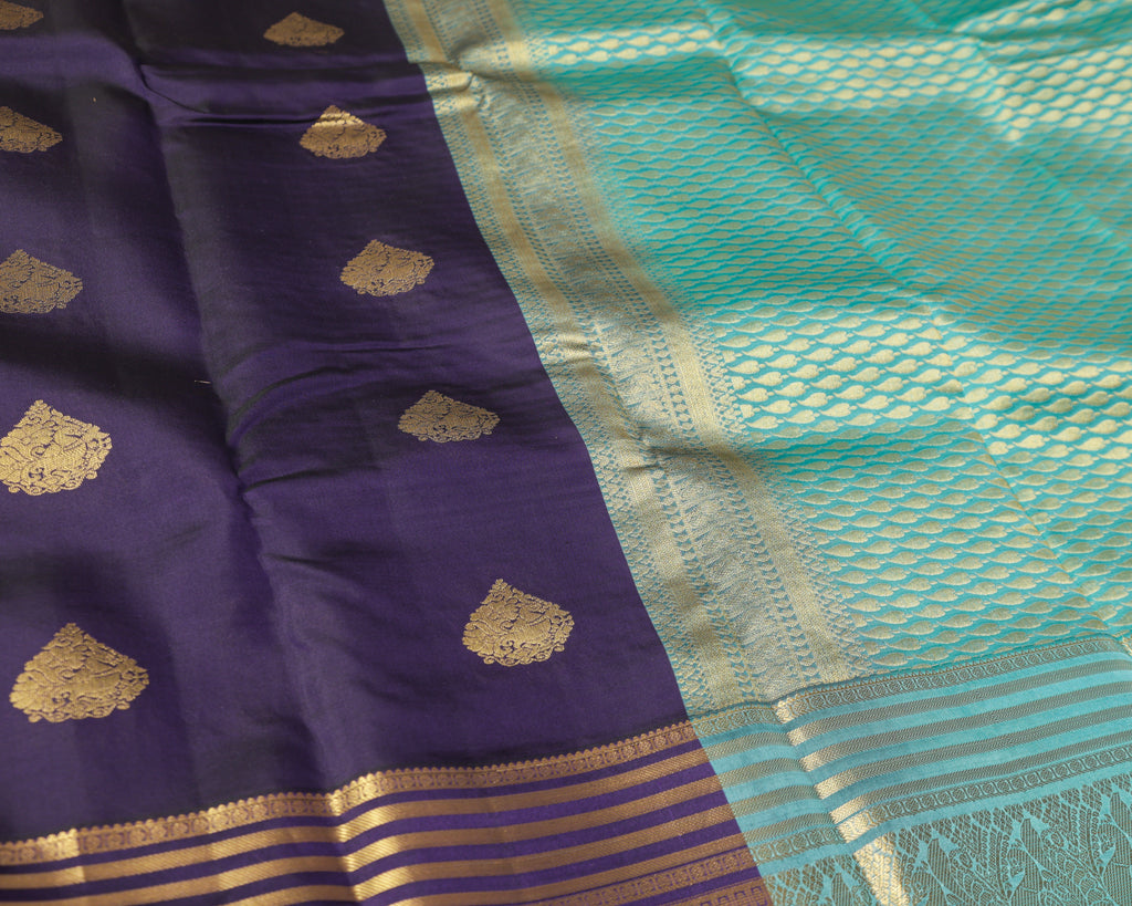 Kanchipuram Half Mix Silk Saree – Navy Blue with Contrast Pallu & Golden Zari