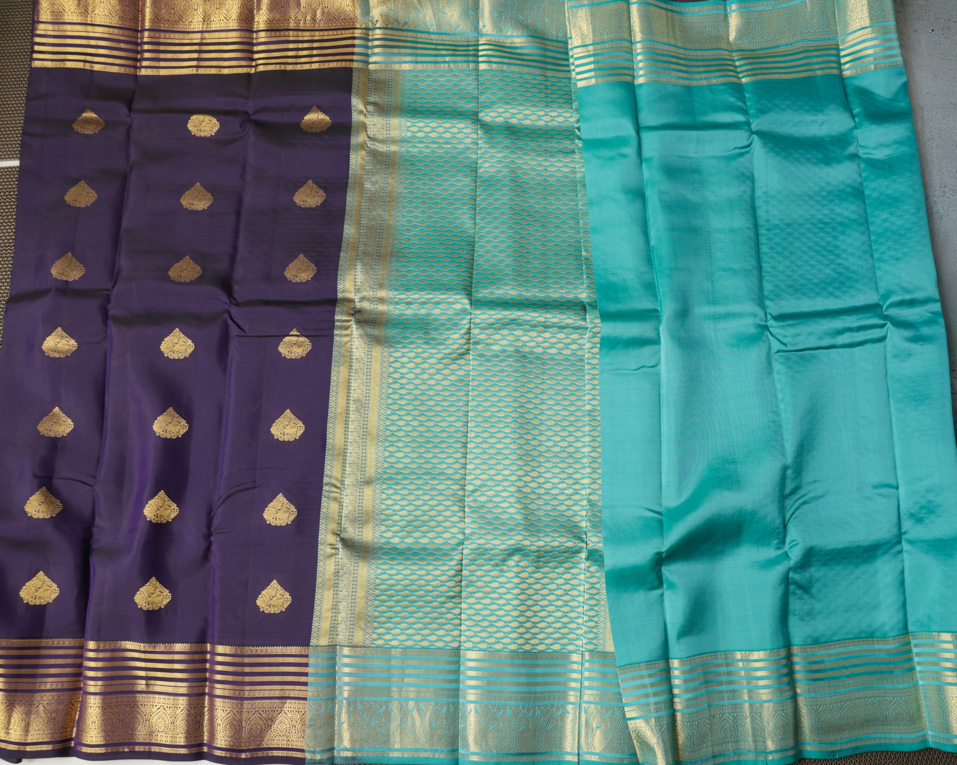 Kanchipuram Half Mix Silk Saree – Navy Blue with Contrast Pallu & Golden Zari