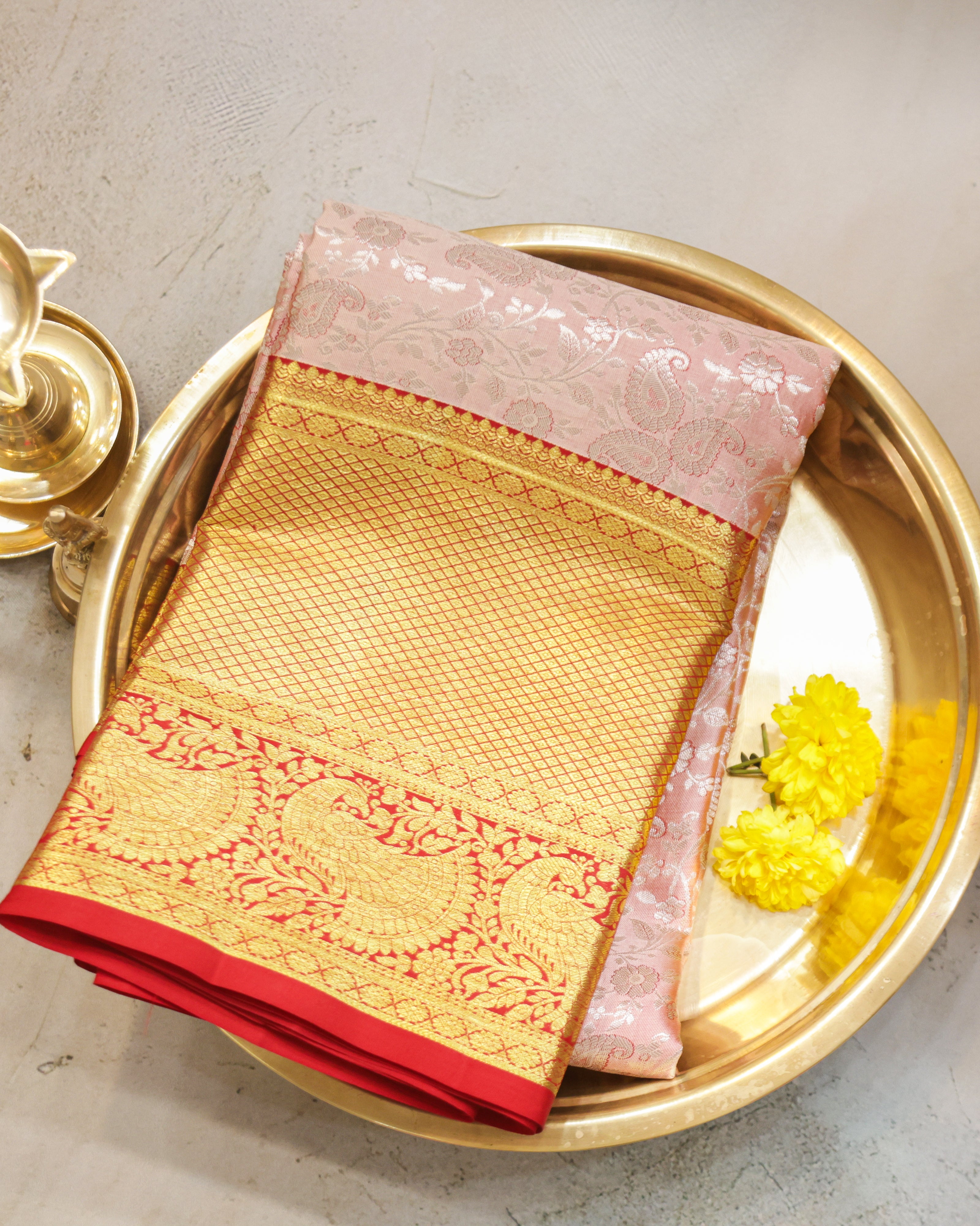 Kanchipuram Pure Silk Bridal Saree – Cream & Red Dual Shade