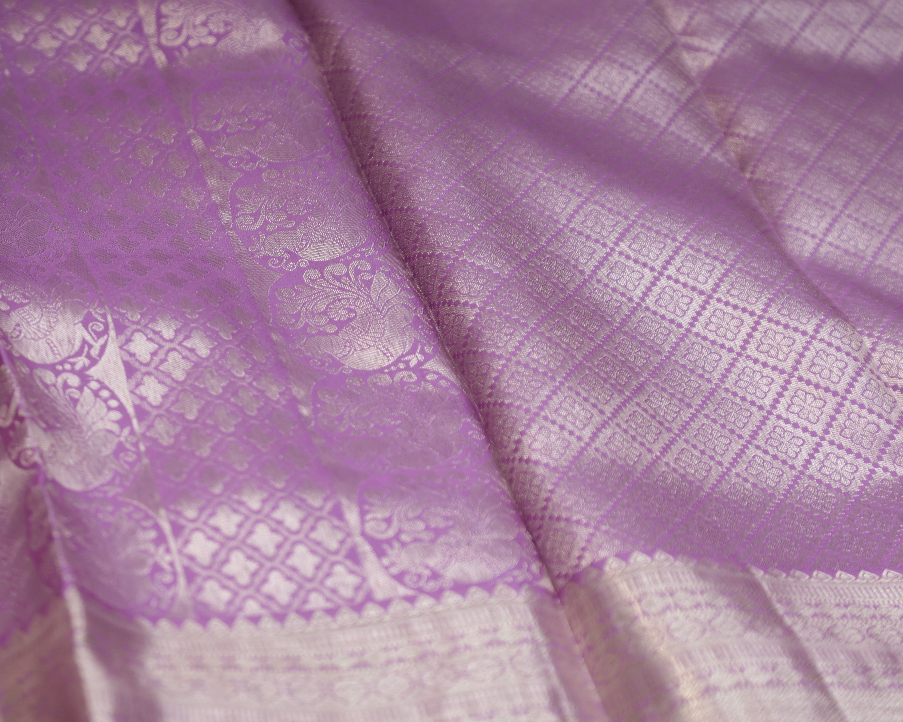 Pastel Onion Kanchipuram Pure Silk Saree with Silver Zari