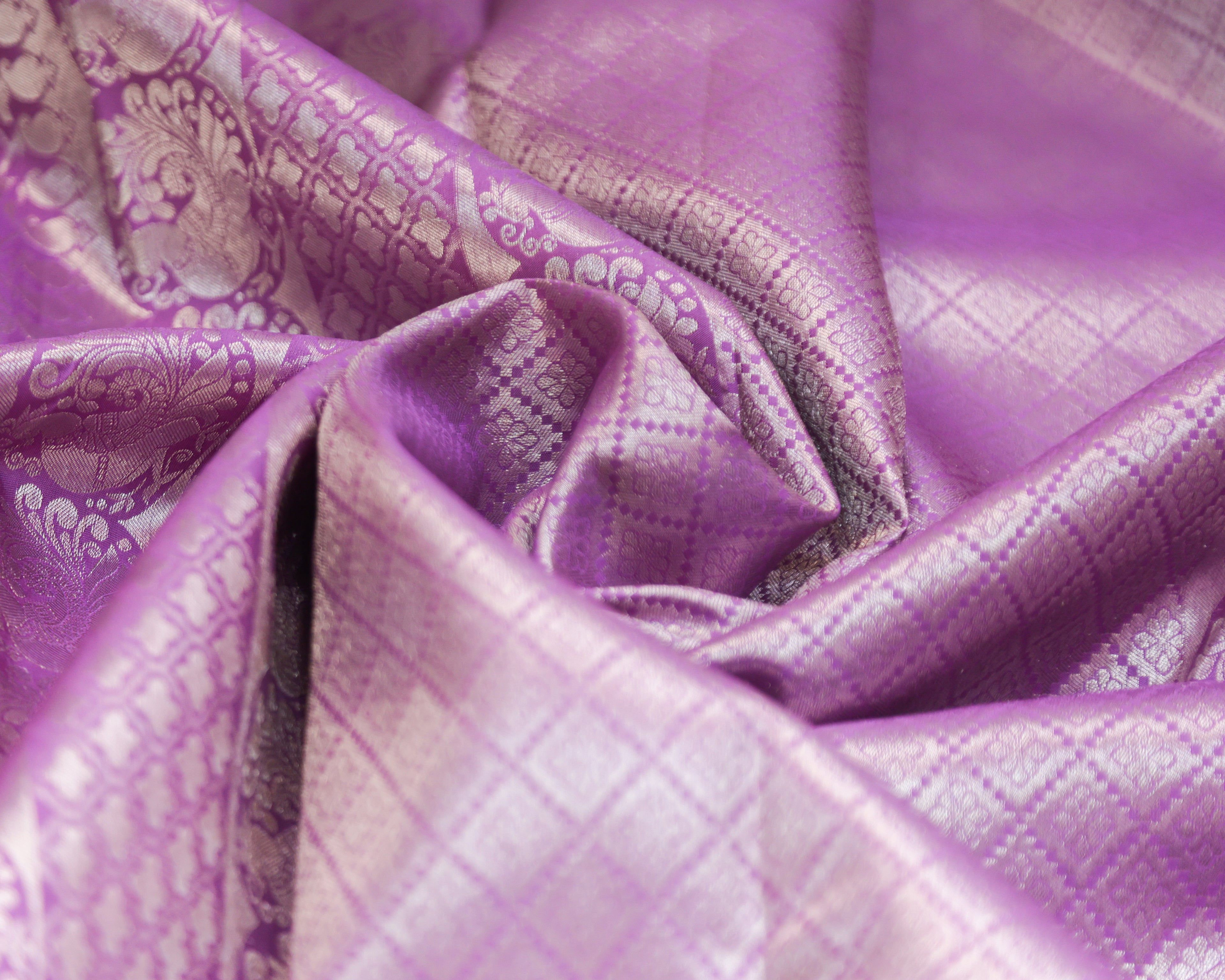 Pastel Onion Kanchipuram Pure Silk Saree with Silver Zari