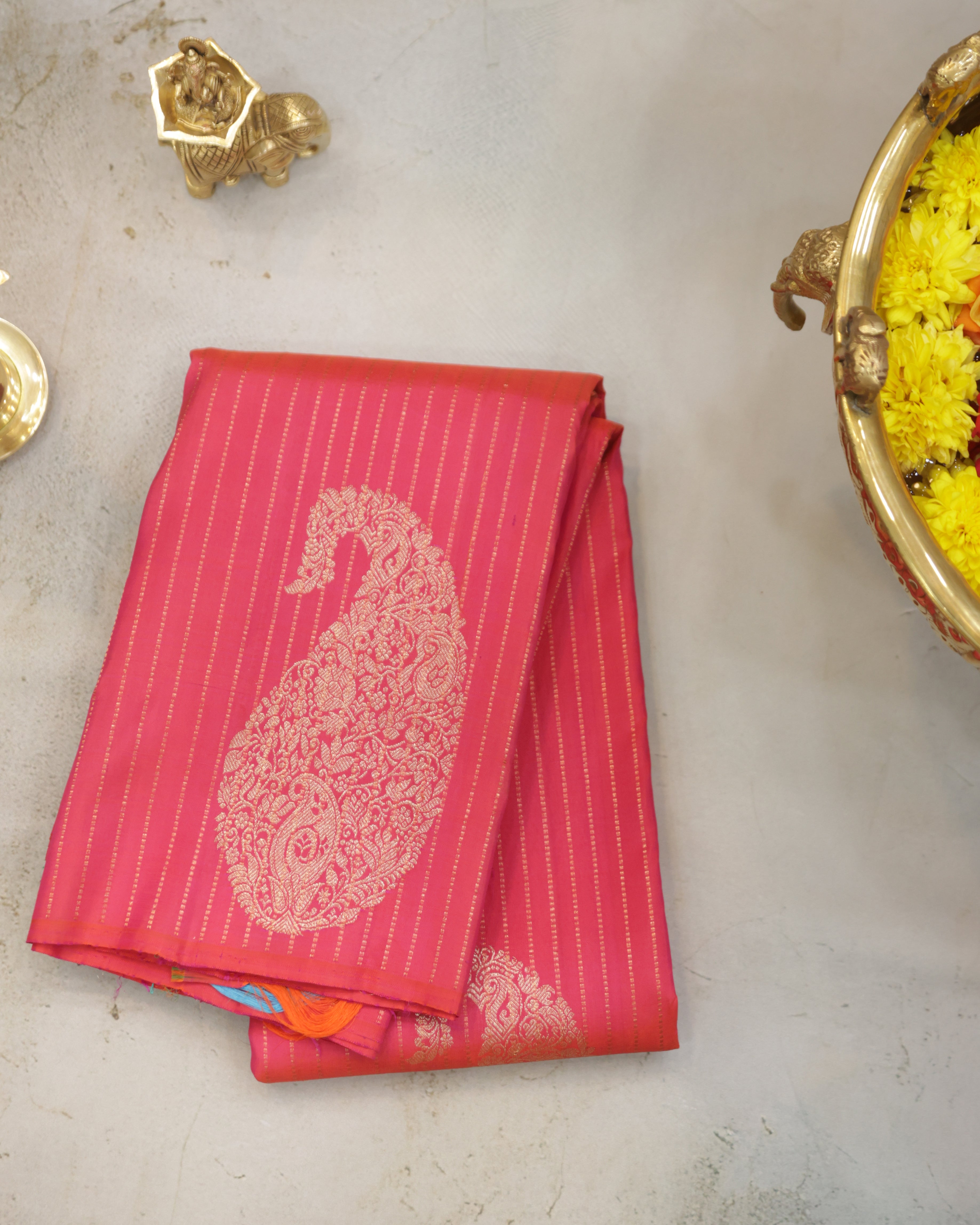 Kanchipuram Zari Lines Borderless Pure Silk Saree