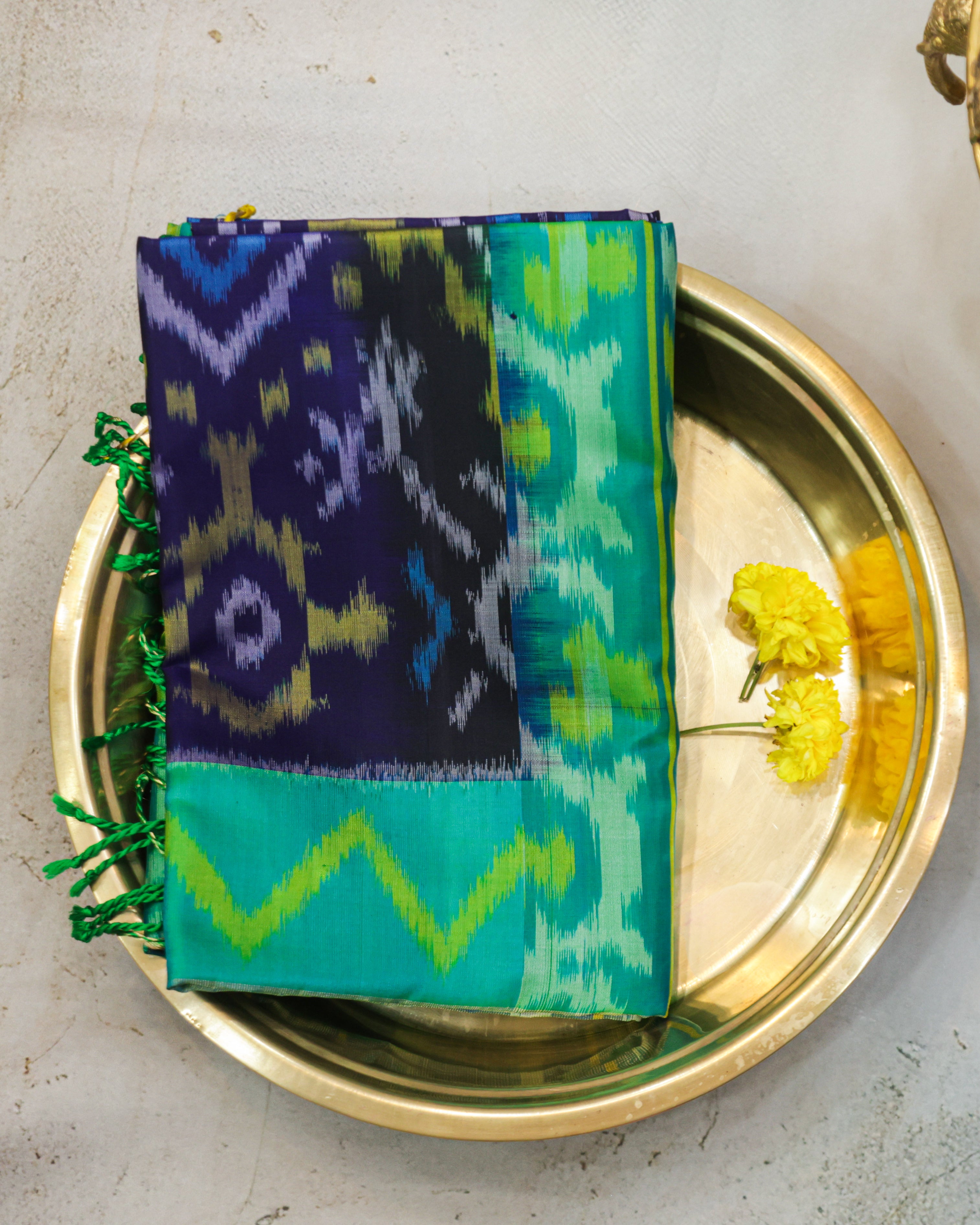 Pochampalli Pure Silk Waves Saree in Blue & Green