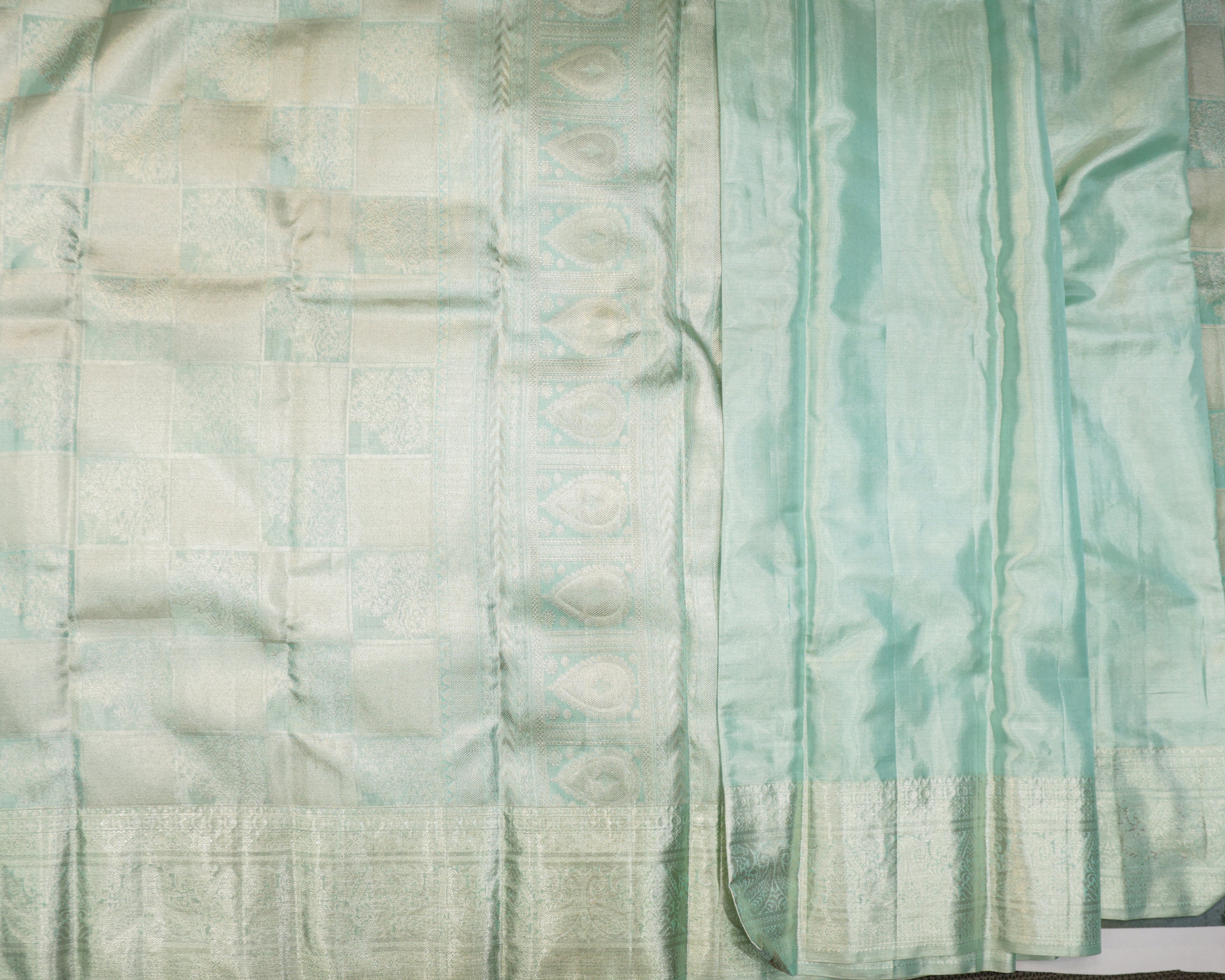 Kanchipuram Tissue Pure Silk Bridal Saree – Pastel Sea Green Checks & Butta