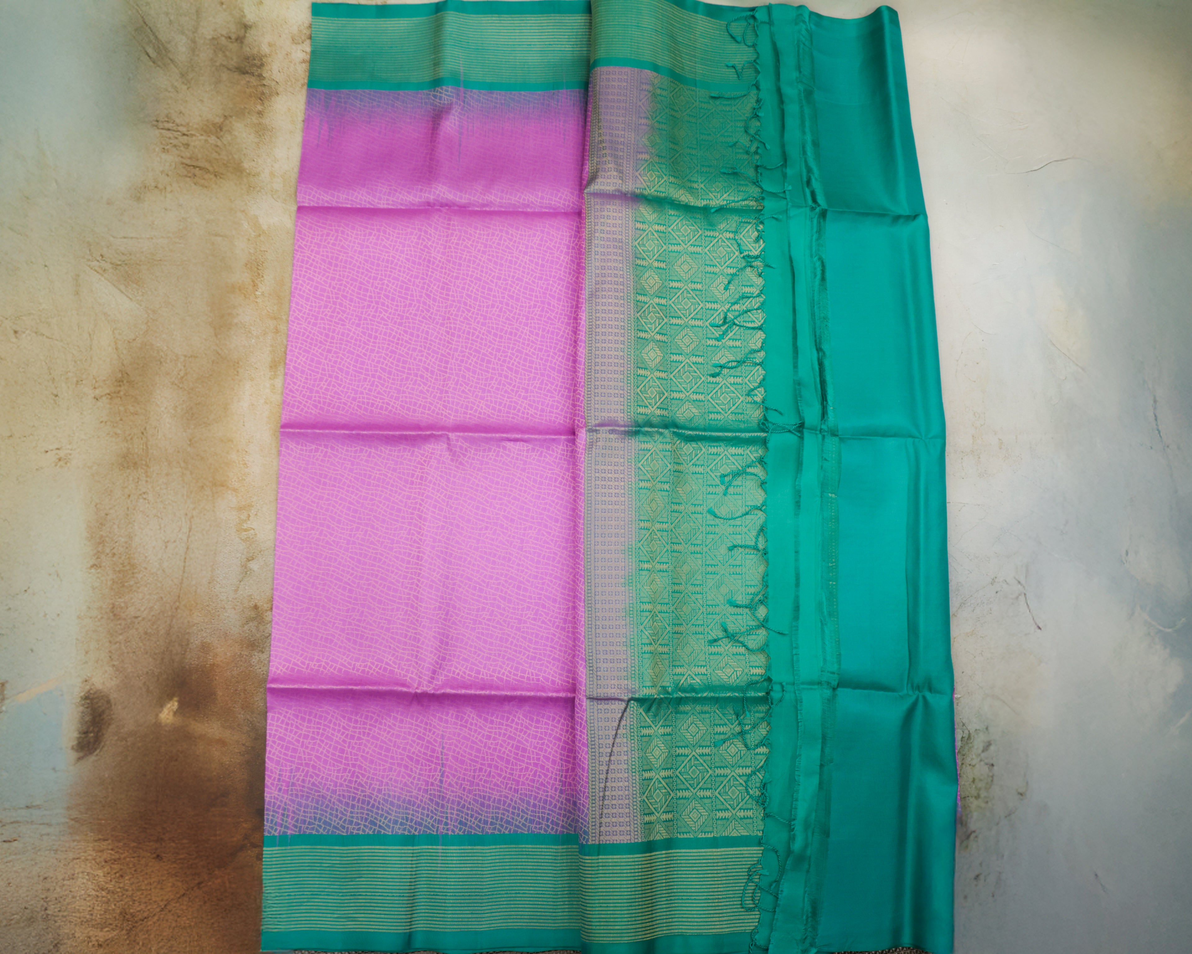 Kanchipuram Lavender & Green Geometric Pure Soft Silk Saree