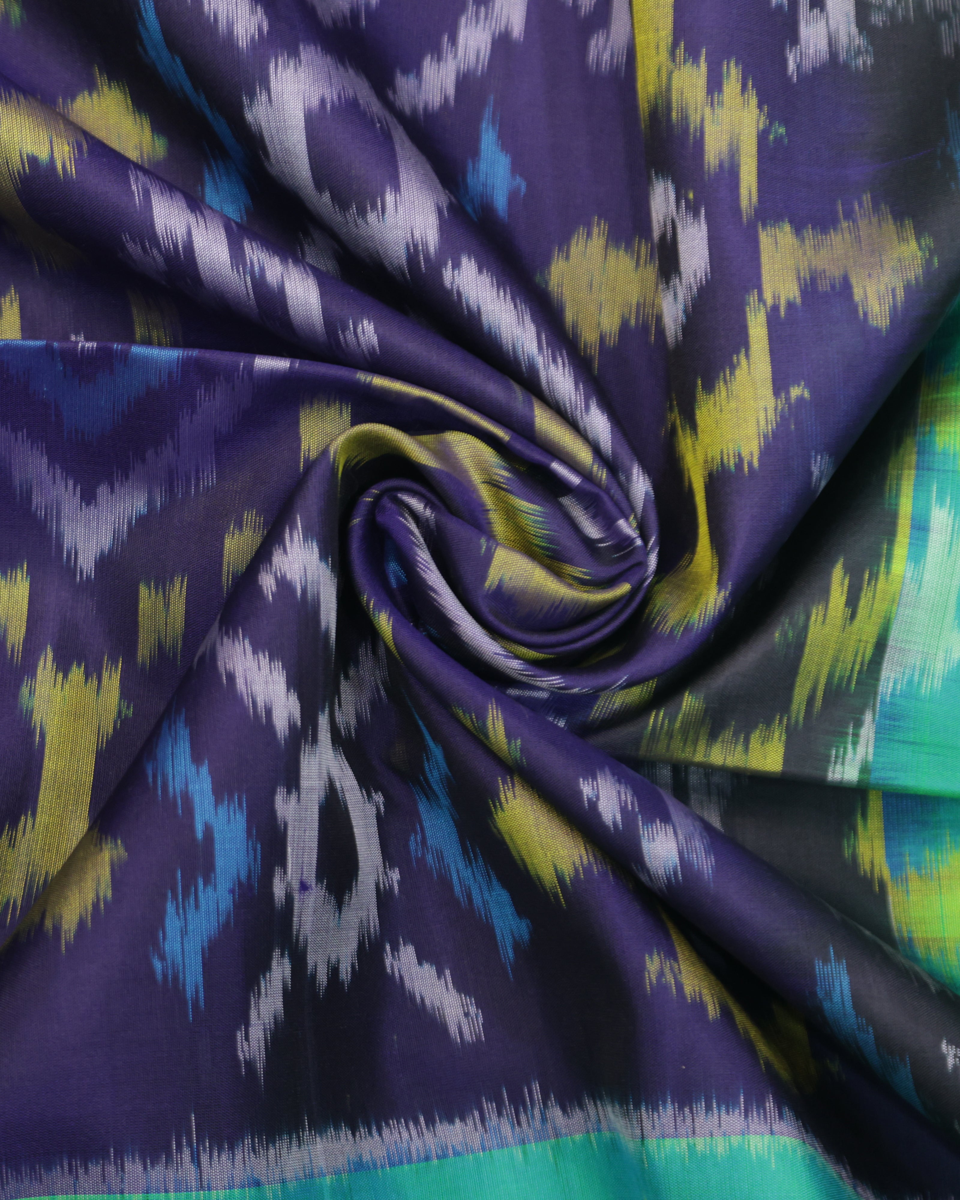 Pochampalli Pure Silk Waves Saree in Blue & Green