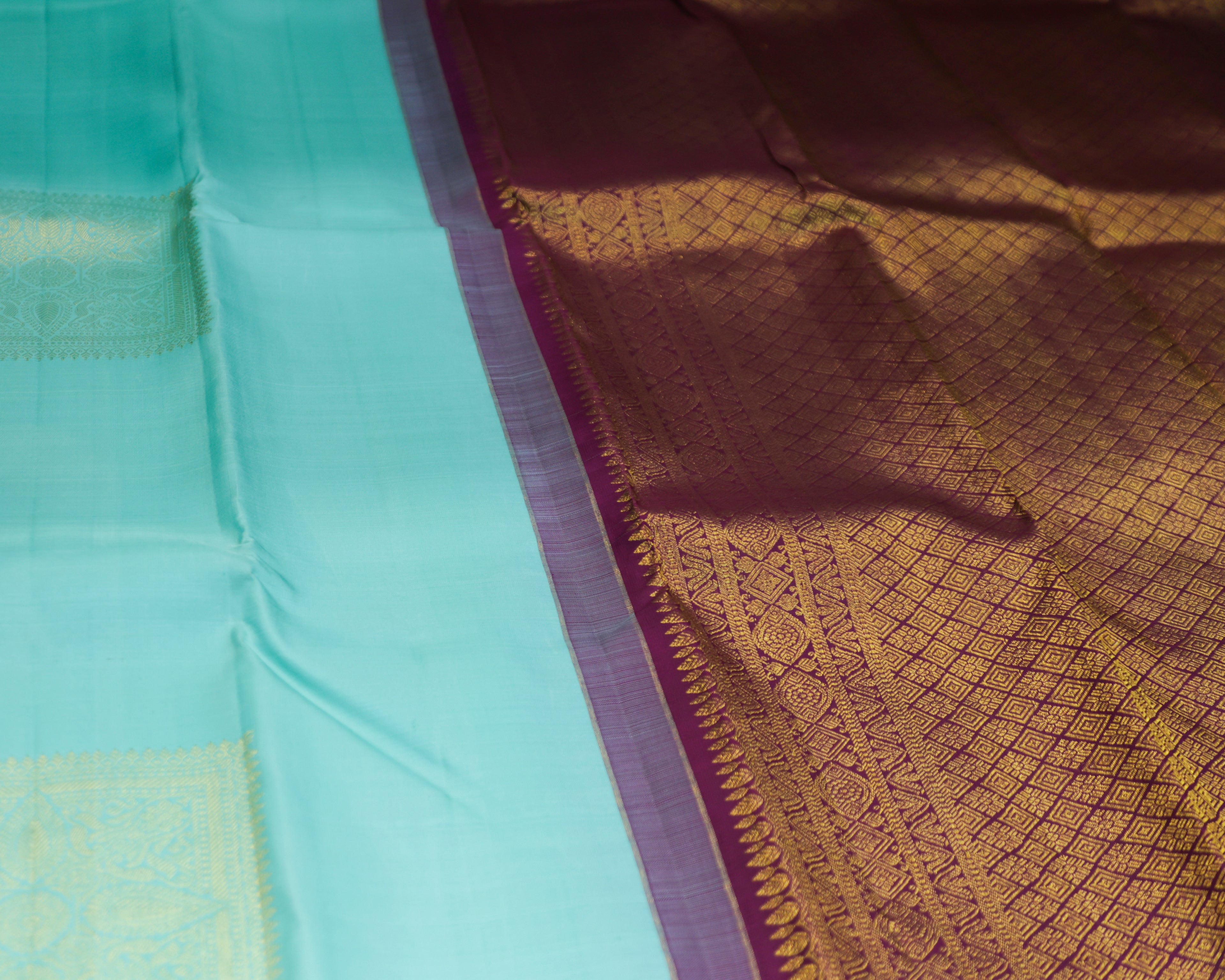Kanchipuram Pure Silk Saree in Sea Green & Wine with Golden Zari