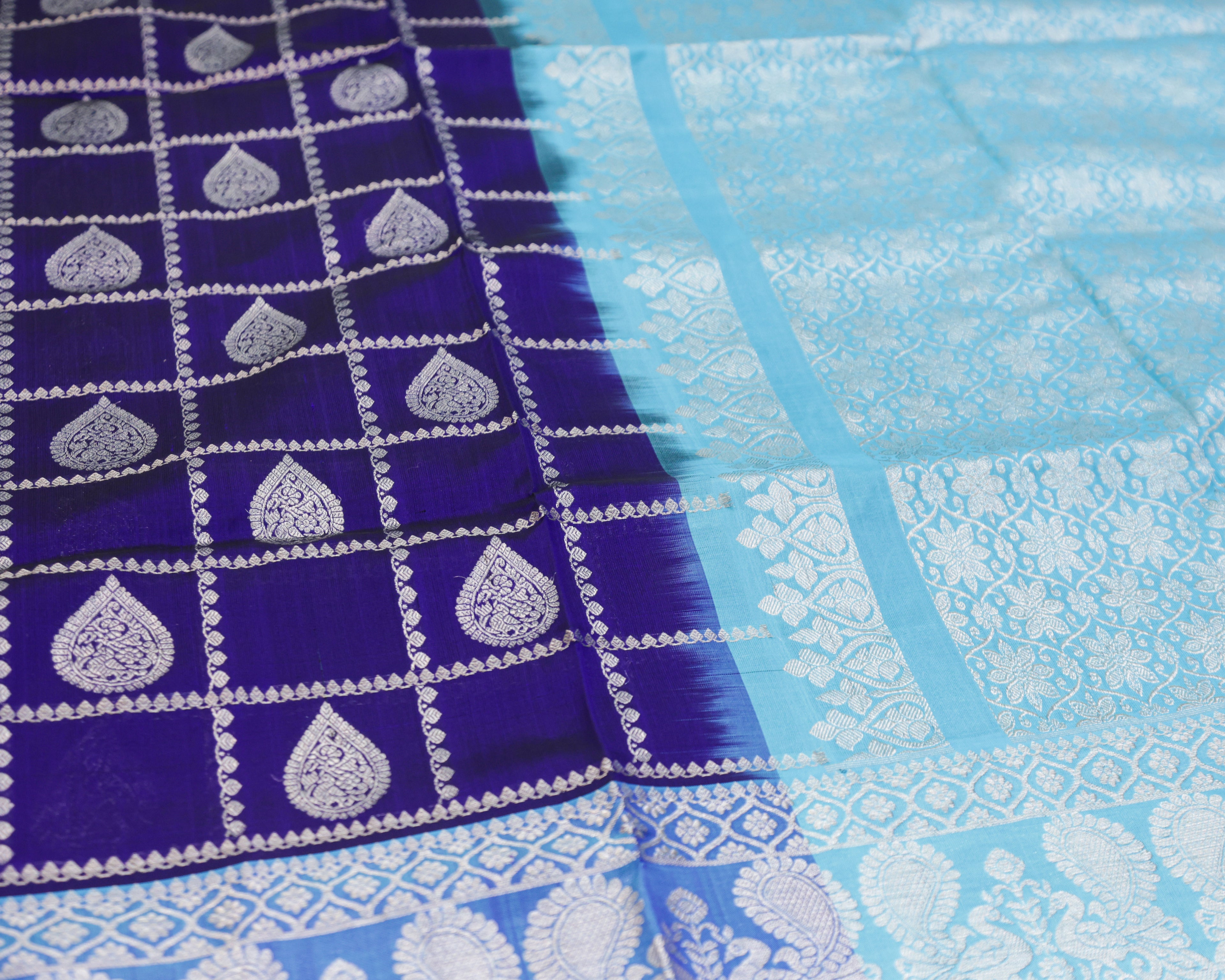 Venkatagiri Pure Silk Royal Blue Checks Saree