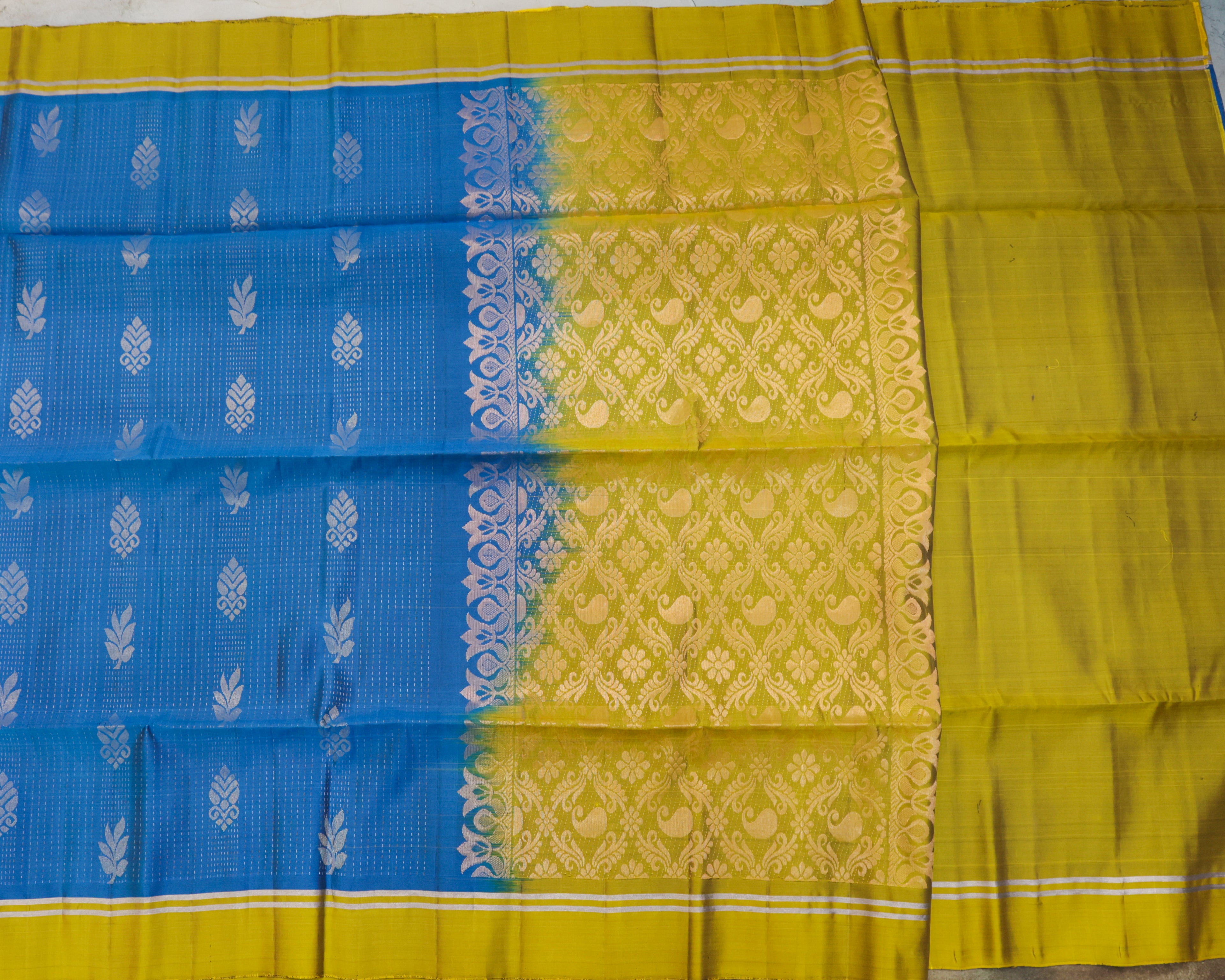 Kanchipuram Rain Drop Golden Soft Silk Saree