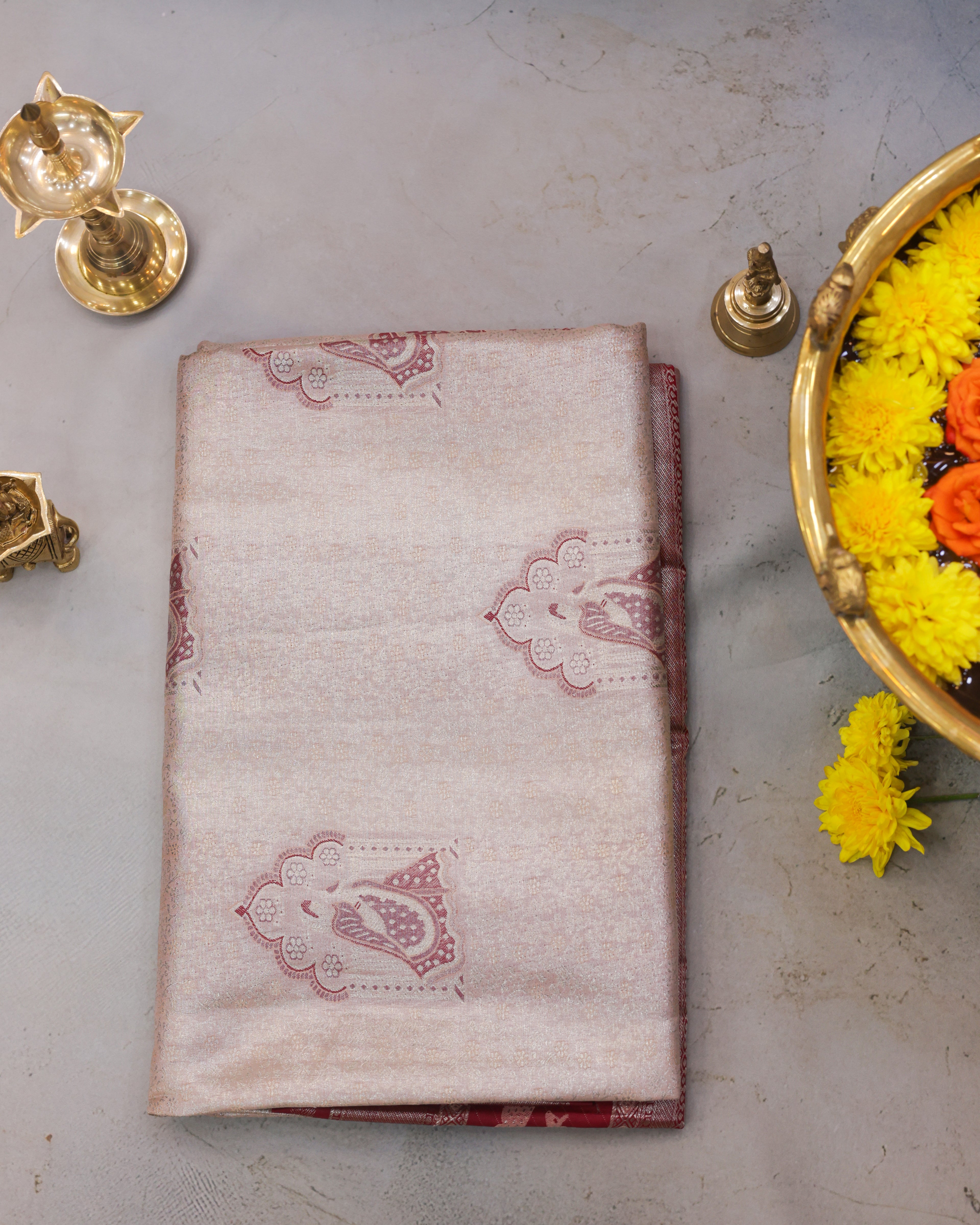 Kanchipuram Tissue Pallaikilo Pellikuthuru Saree – Pastel Sandalwood