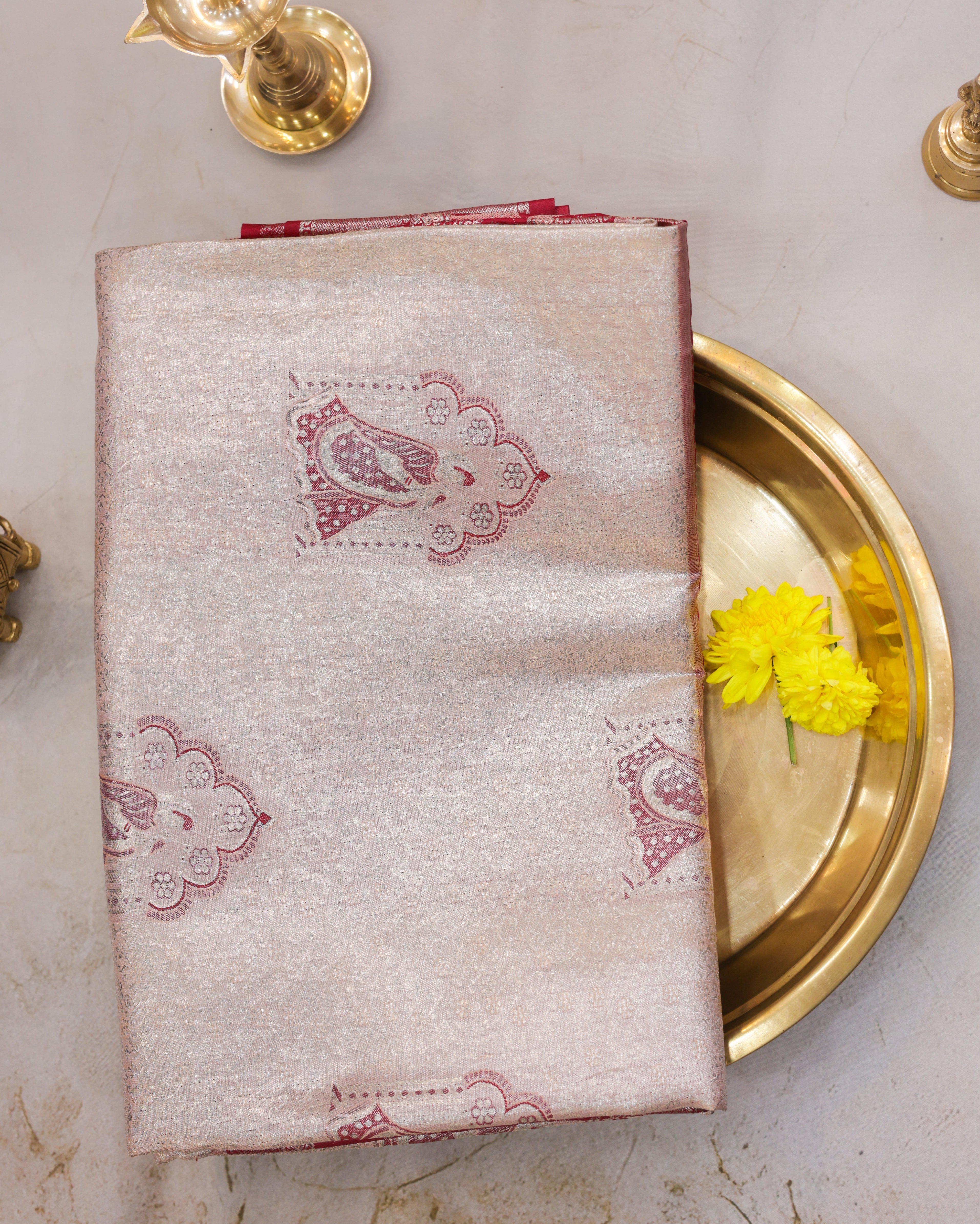 Kanchipuram Tissue Pallaikilo Pellikuthuru Saree – Pastel Sandalwood