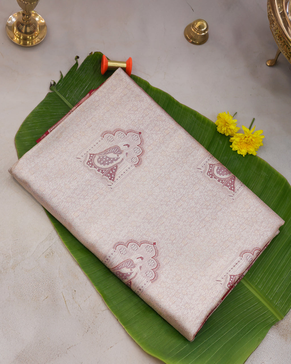 Kanchipuram Tissue Pallaikilo Pellikuthuru Saree – Pastel Sandalwood