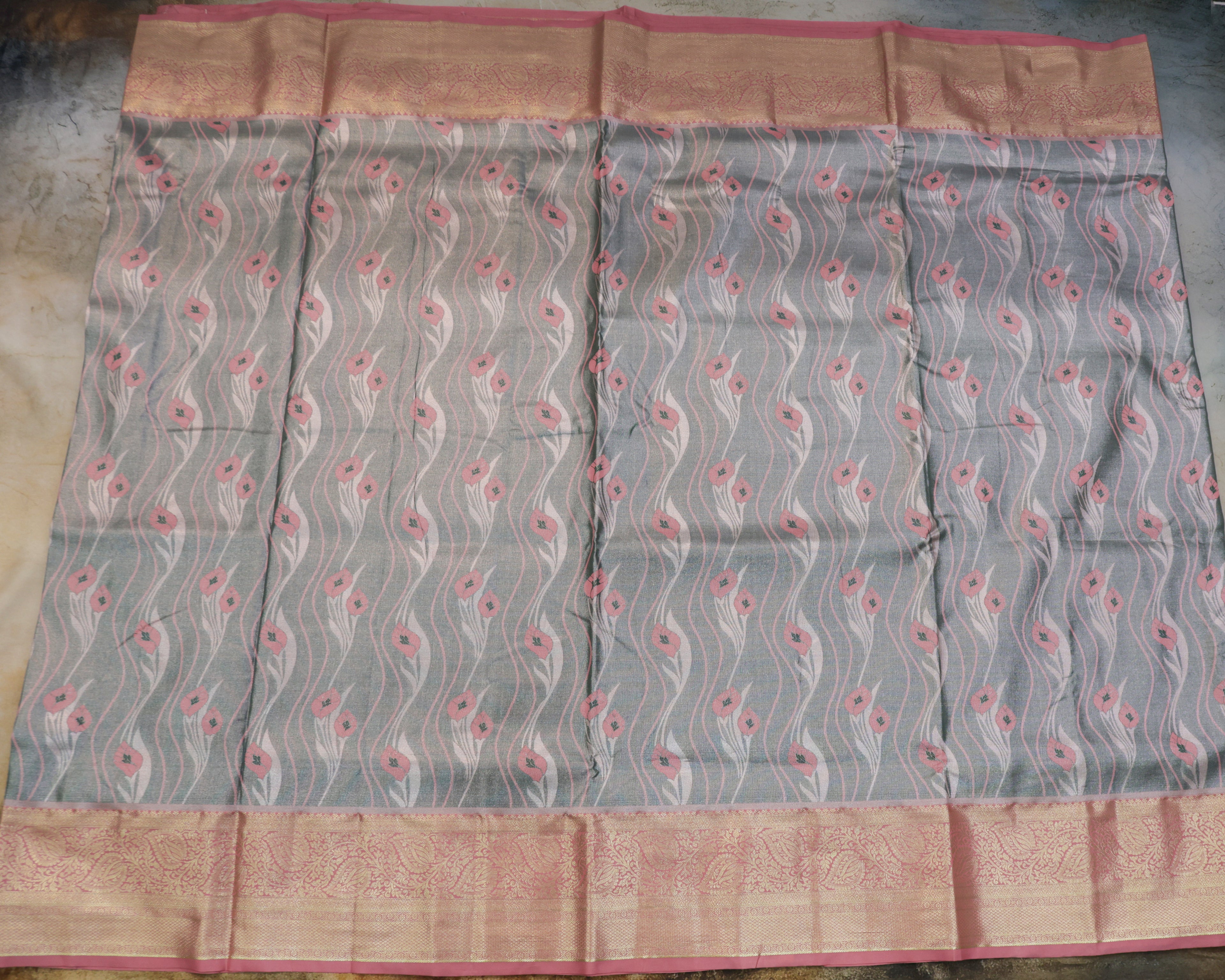 Kanchipuram Tissue Saree with Crepers Design in Green Golden Tones