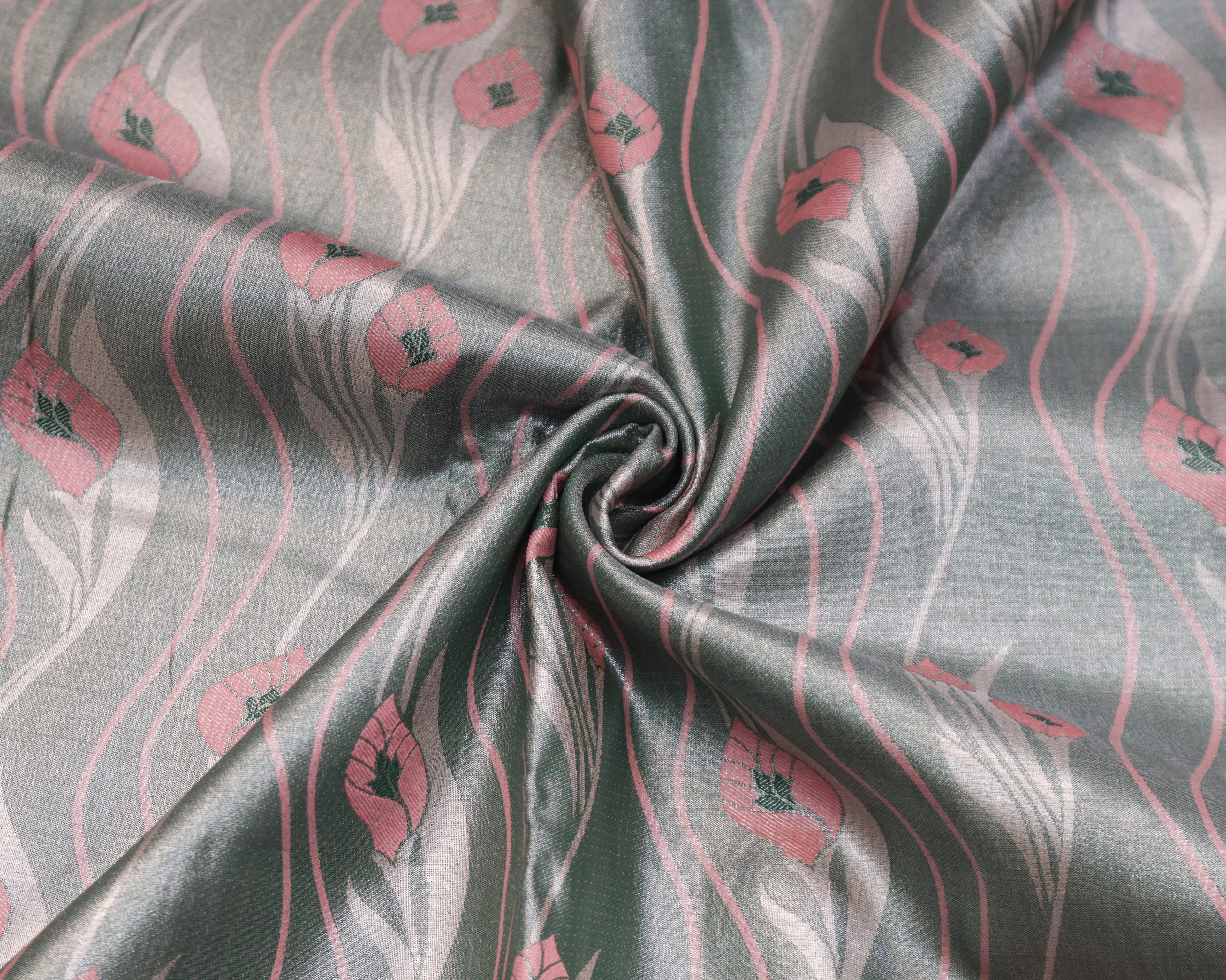 Kanchipuram Tissue Saree with Crepers Design in Green Golden Tones